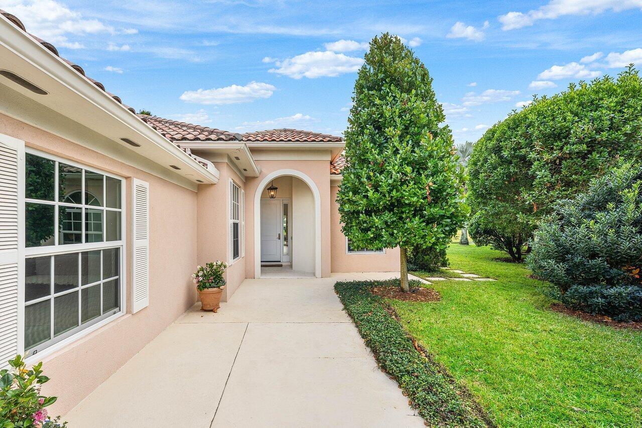 RIVERWALK 12 - Residential