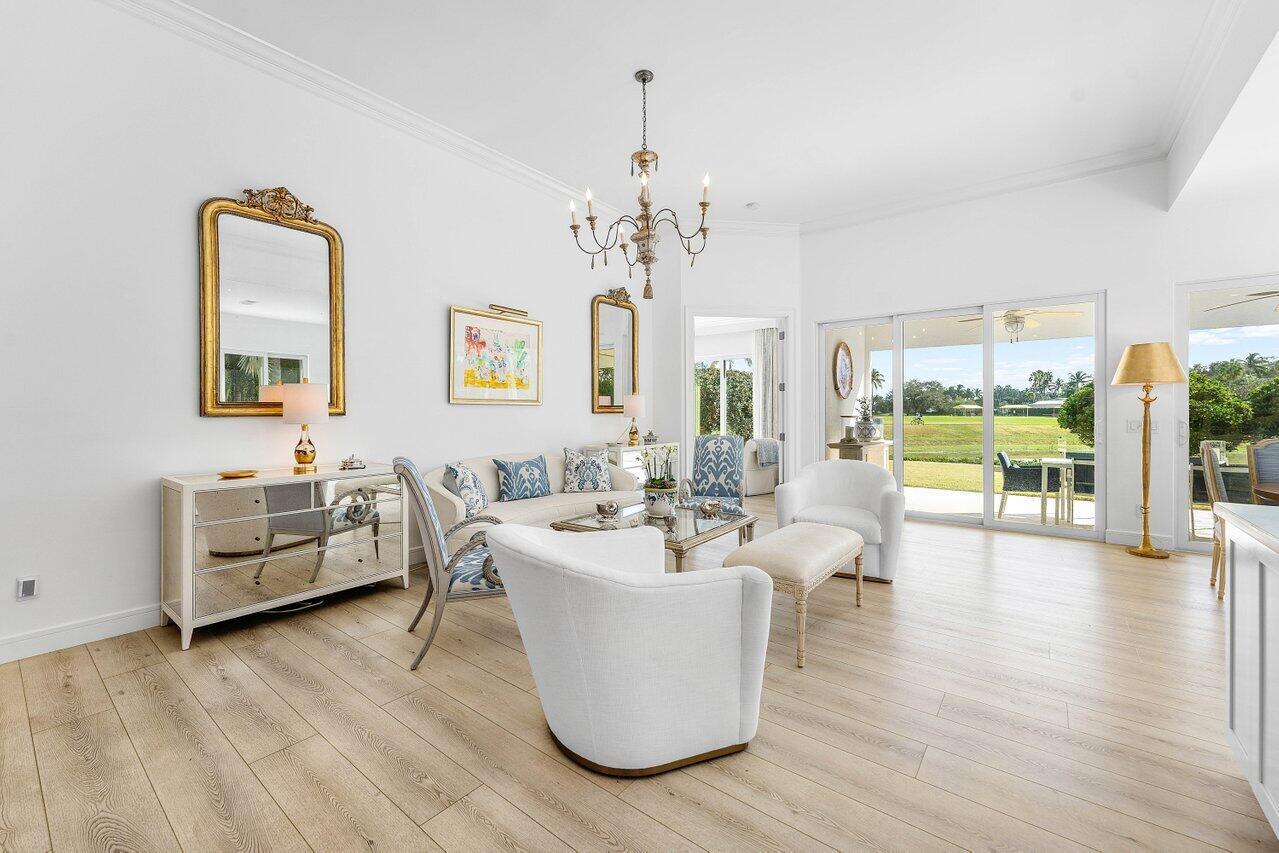 RIVERWALK 12 - Residential