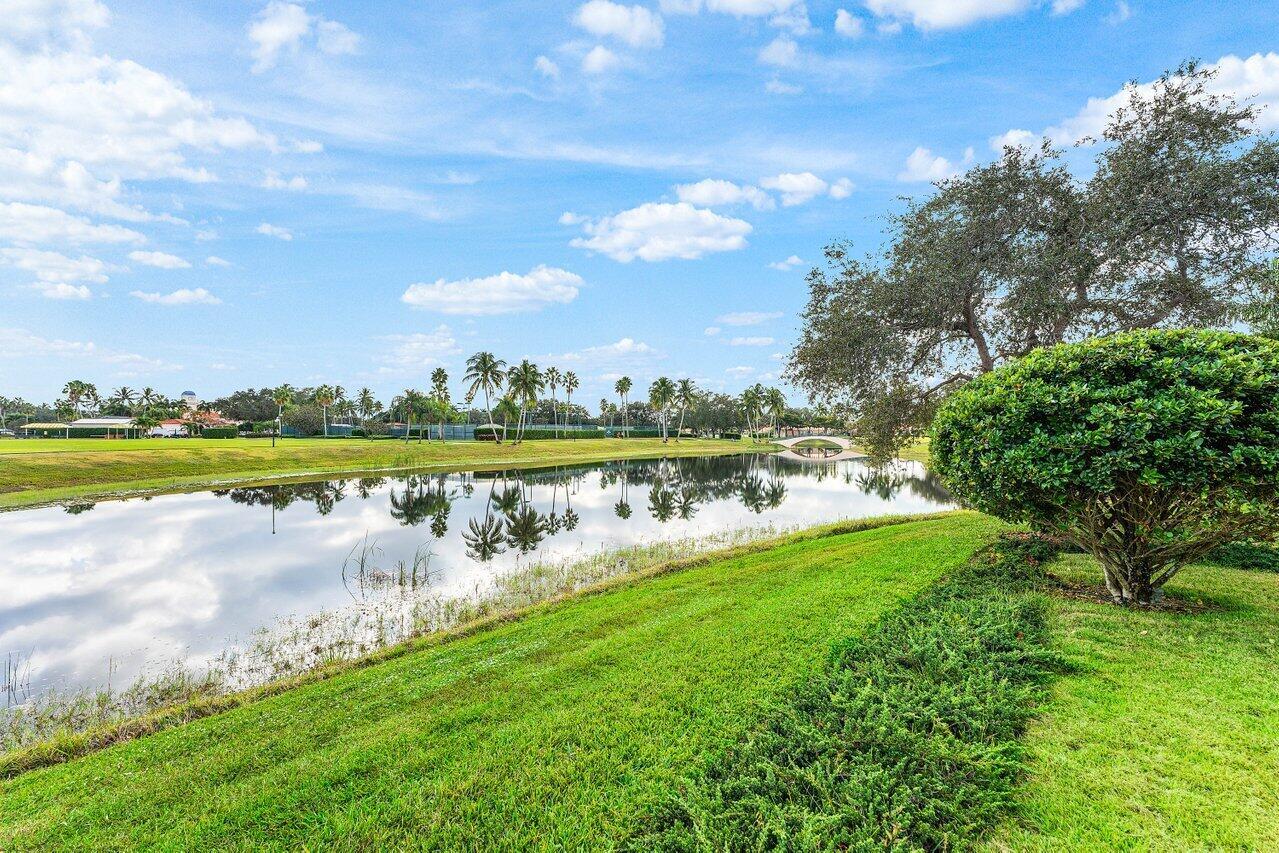 RIVERWALK 12 - Residential