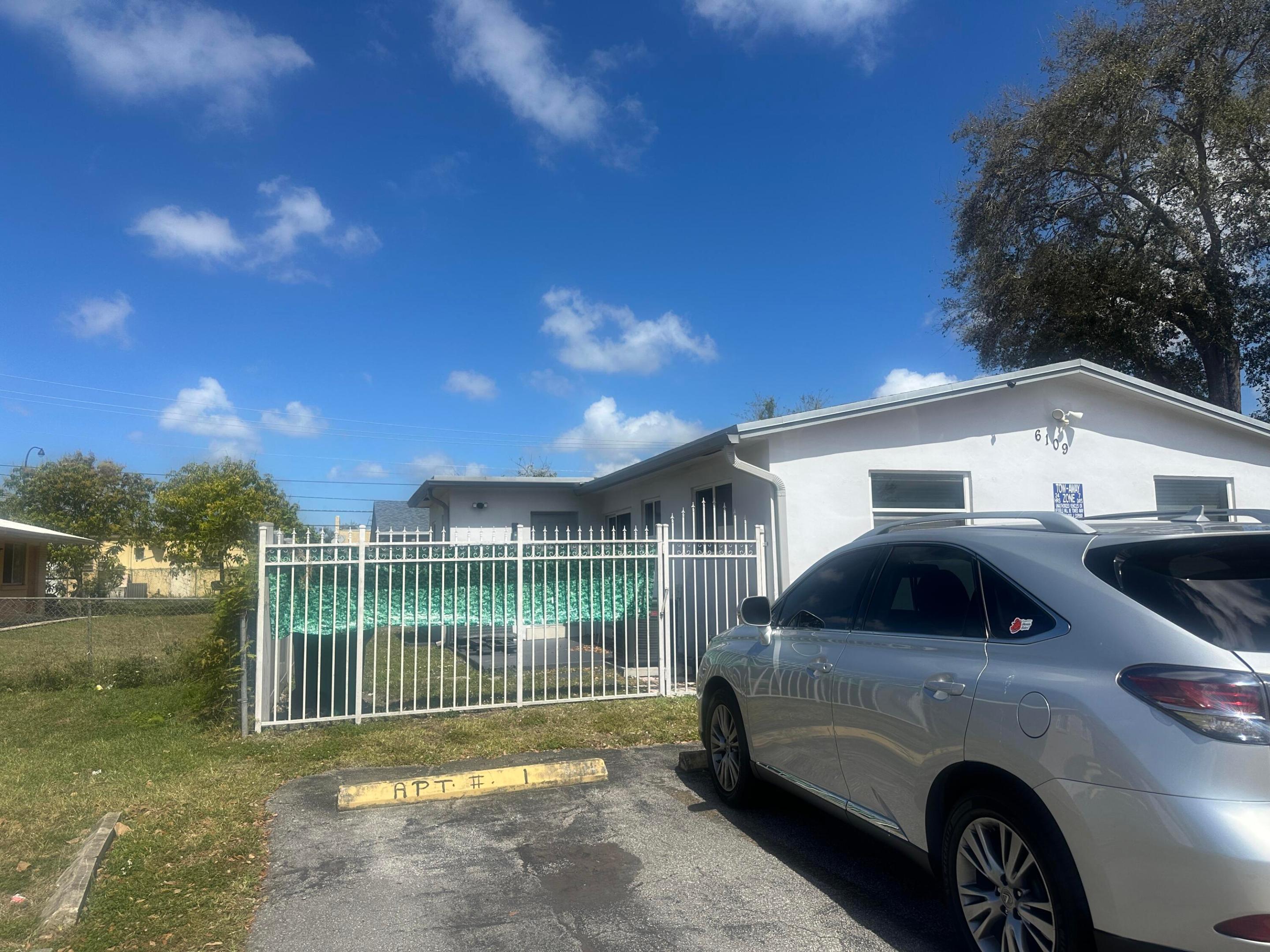 CORAL HEIGHTS - Residential Income