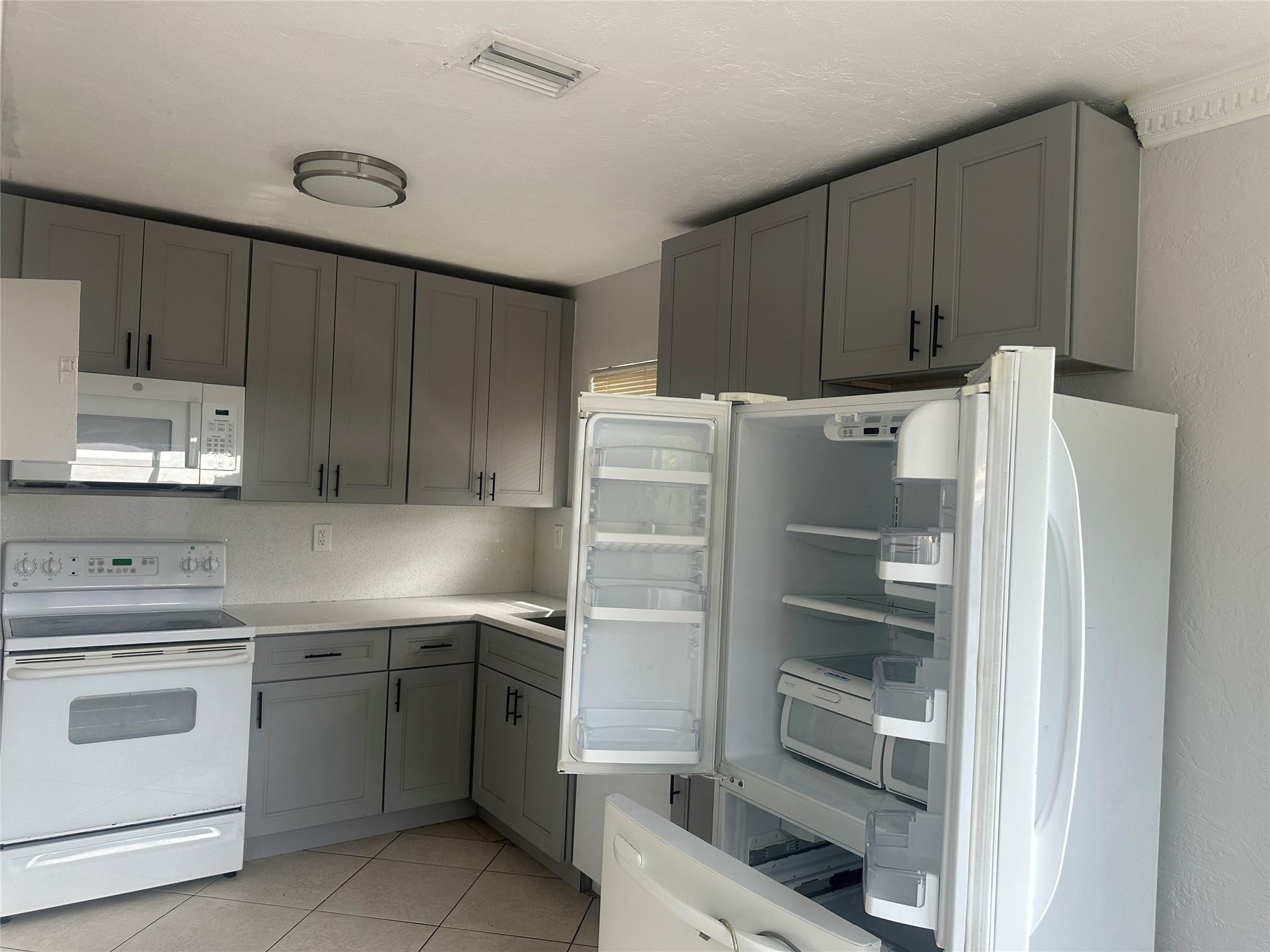 Coral Heights 22-4 B - Residential Income