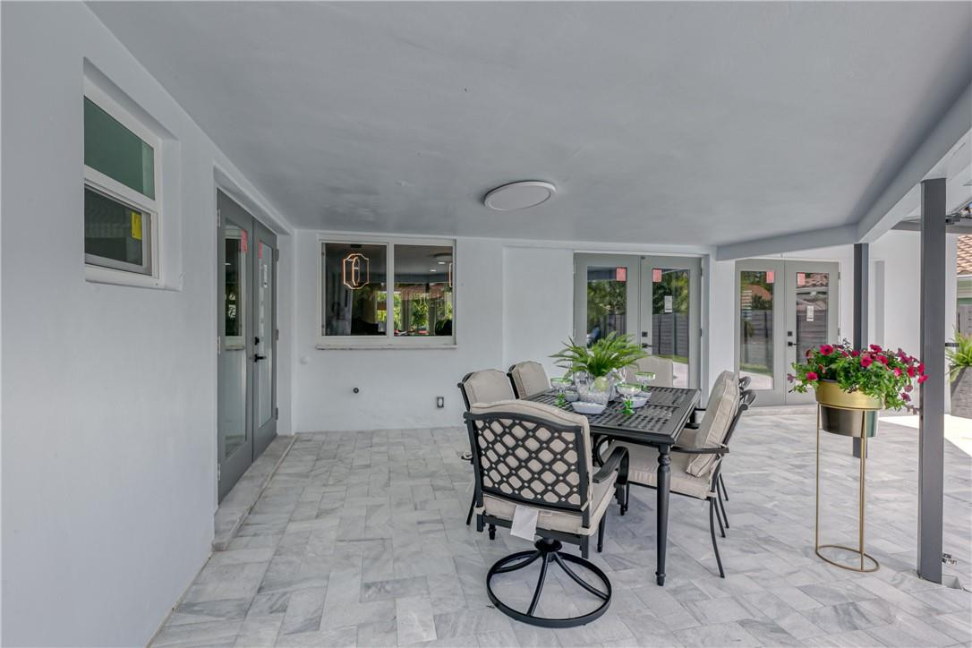 BOCA RATON SQUARE - Residential