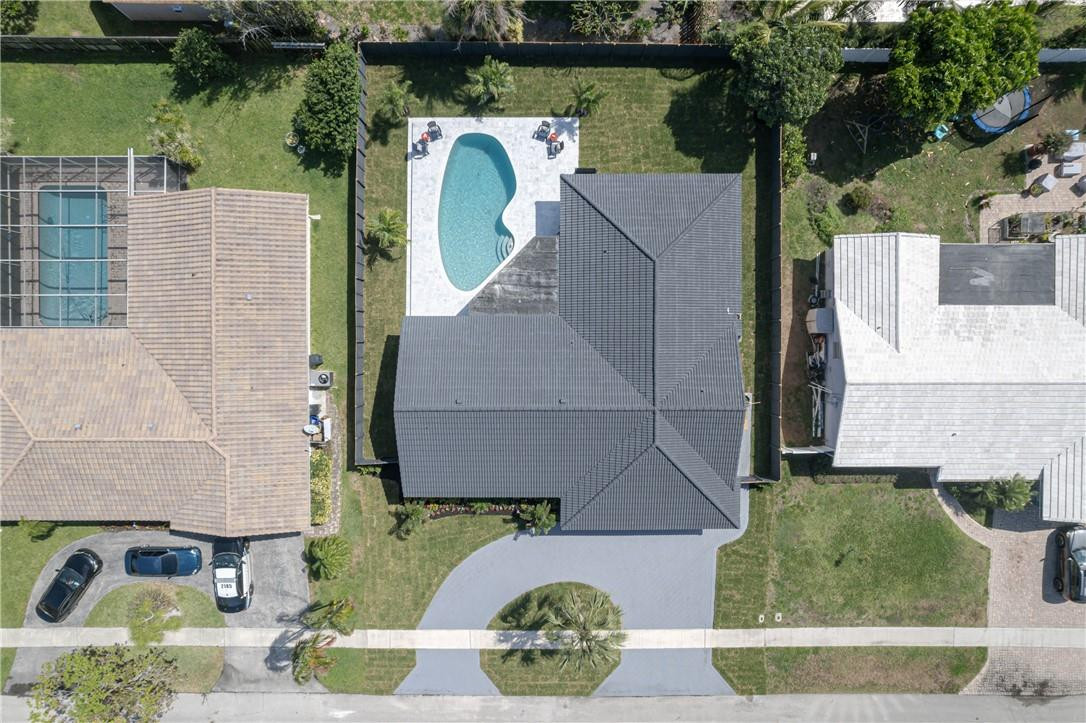 BOCA RATON SQUARE - Residential
