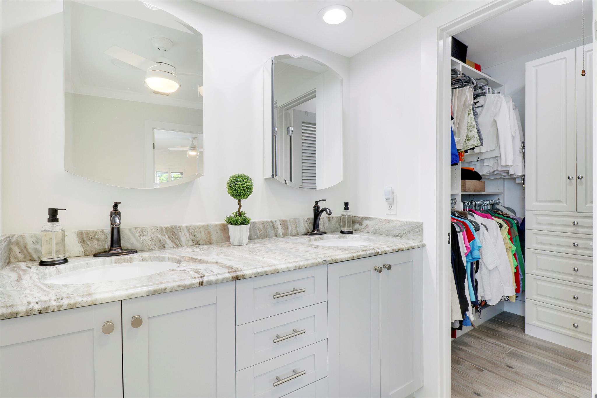 JUNO ISLES 1 - Residential