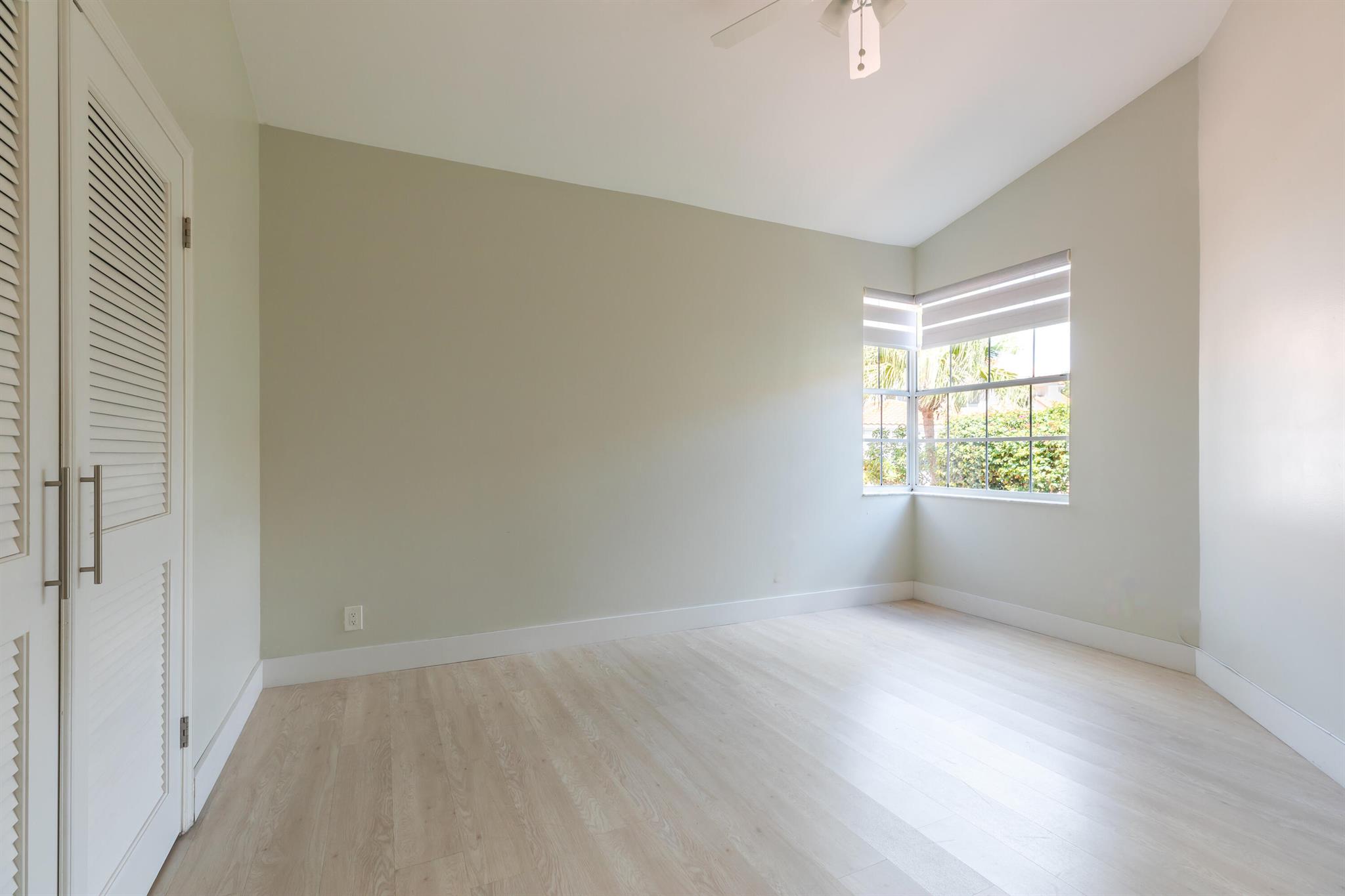 CANDLEWOOD - Residential Lease