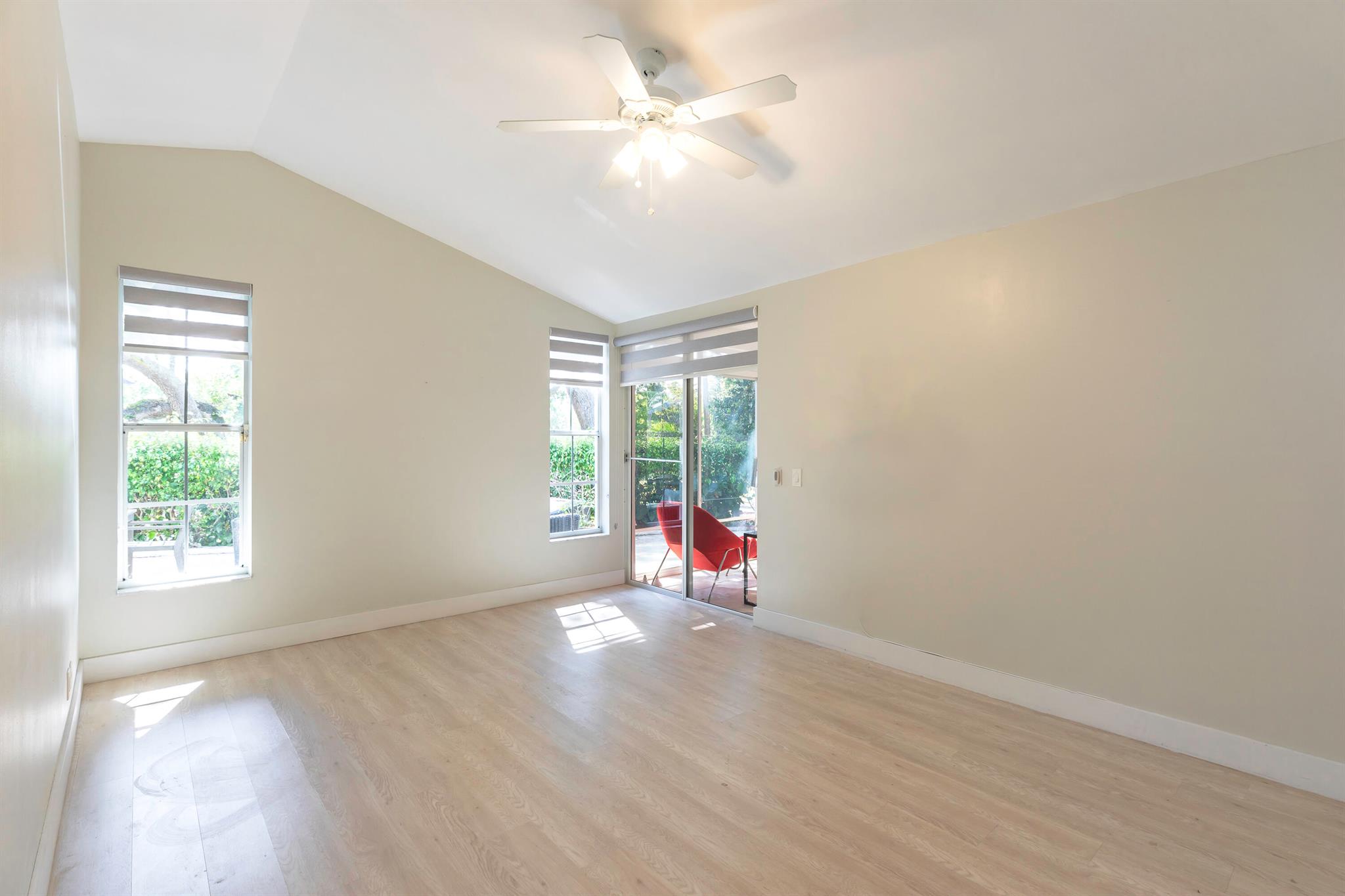 CANDLEWOOD - Residential Lease