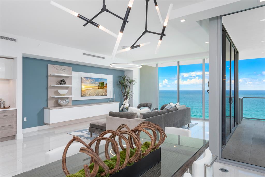 5000 NORTH OCEAN - Residential