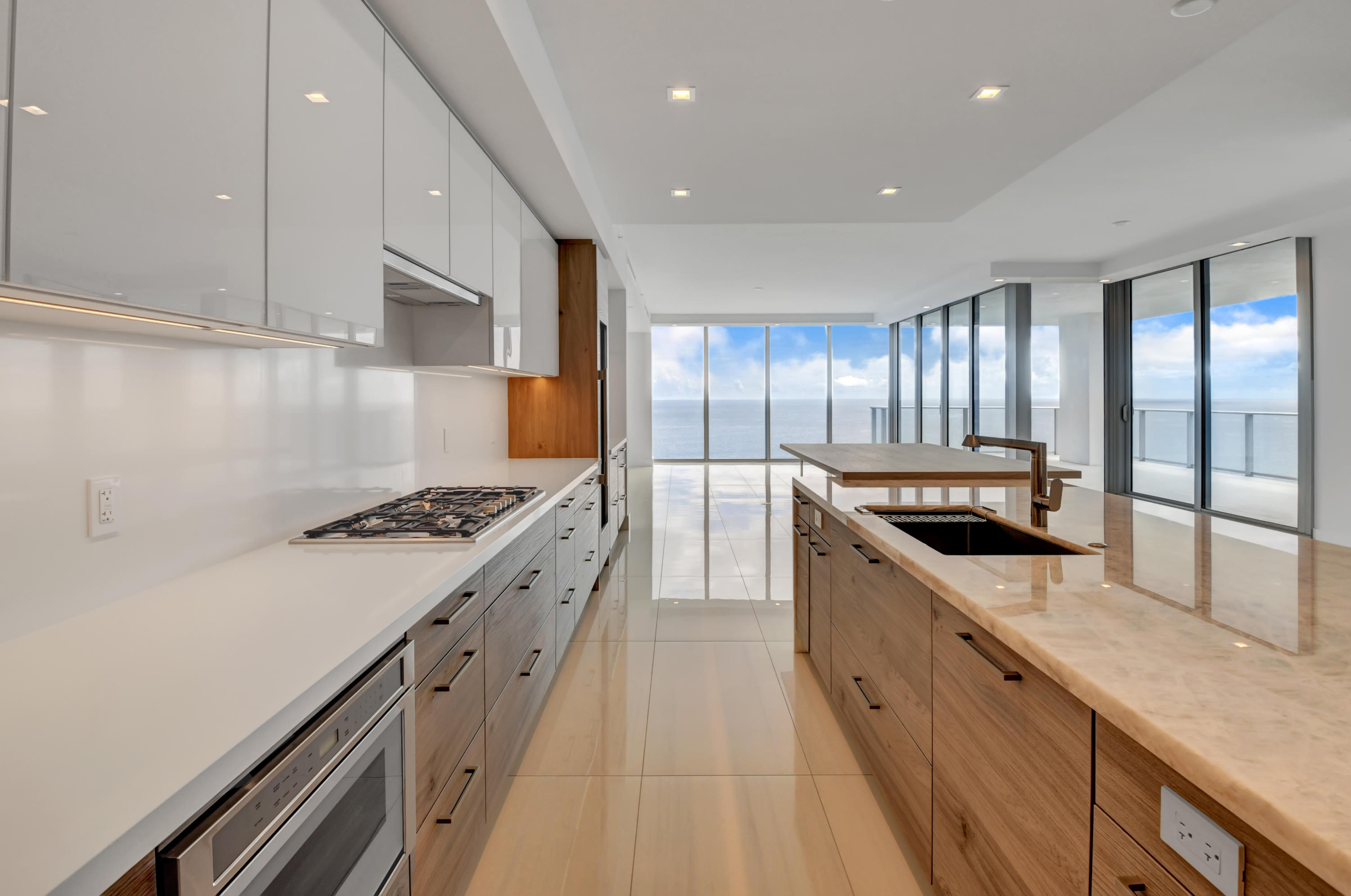 5000 NORTH OCEAN - Residential