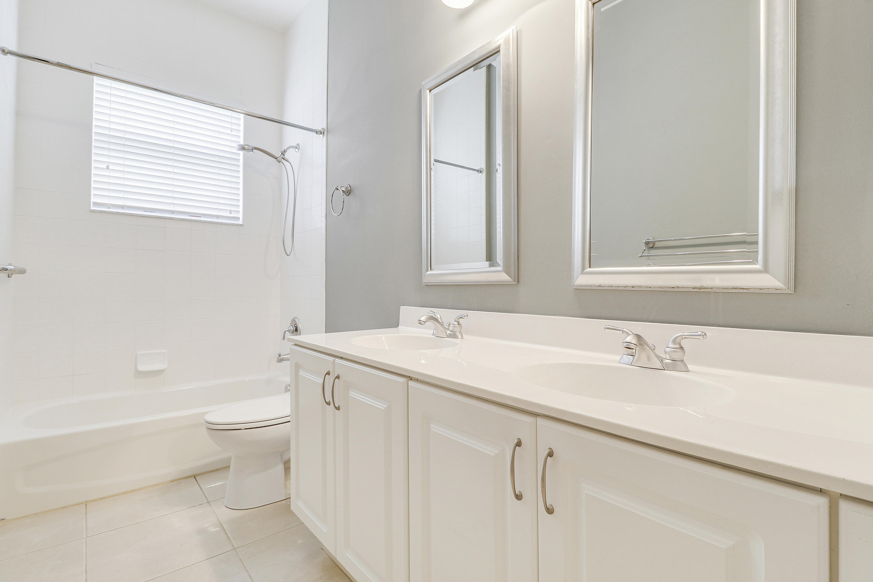 MAGNOLIA LAKES AT ST LUCIE WEST PHASE 2 - Residential