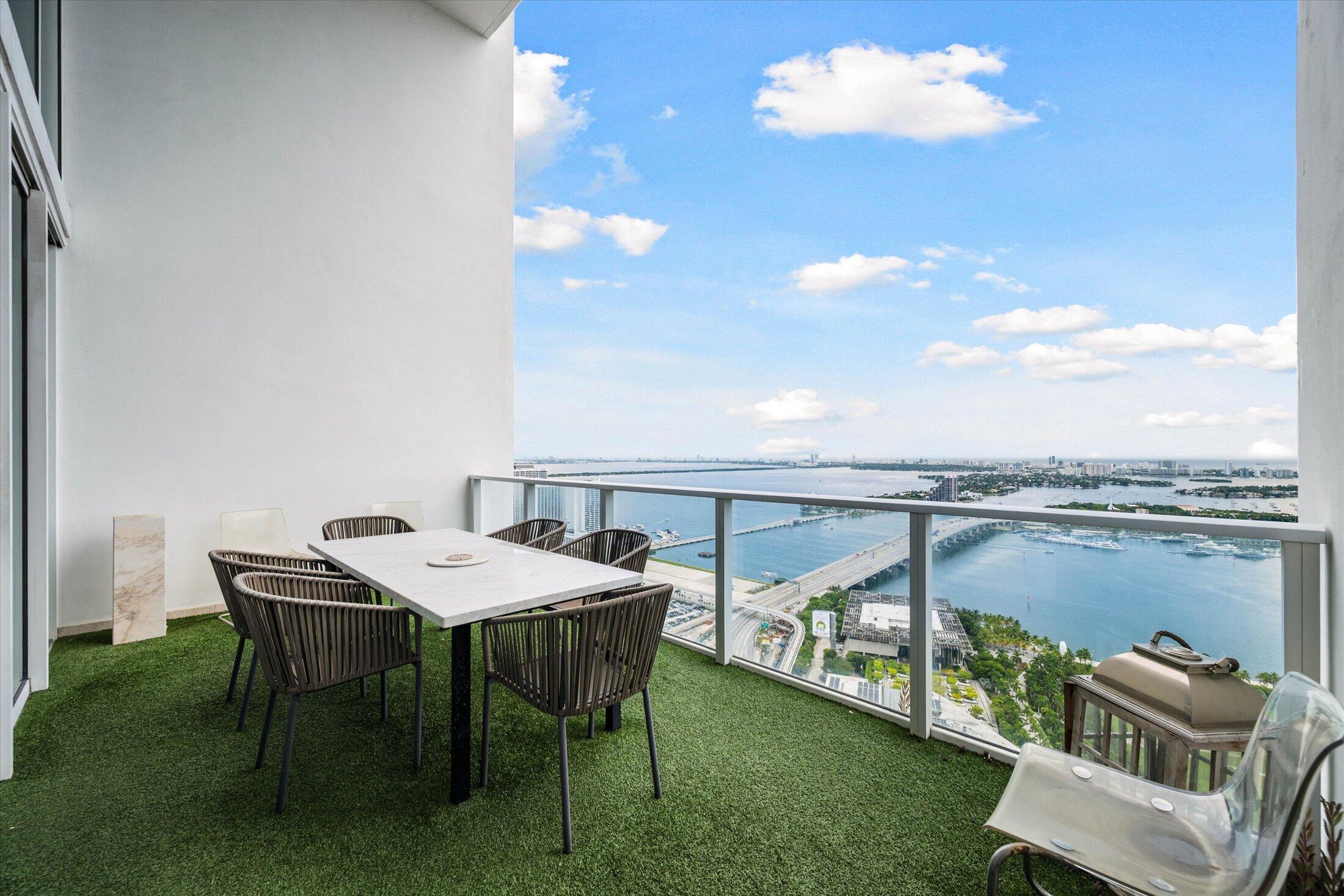 1040 Biscayne Boulevard 4202