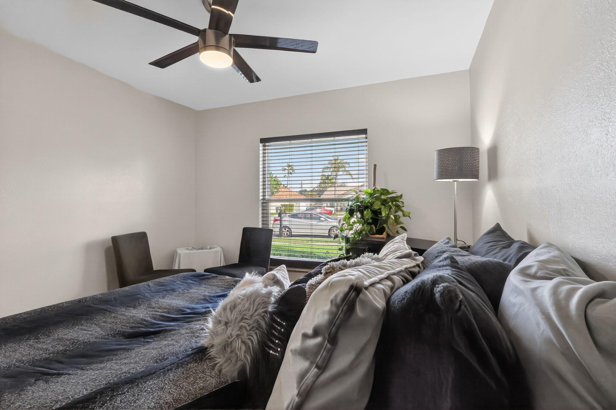 RAINBOW LAKES - Residential