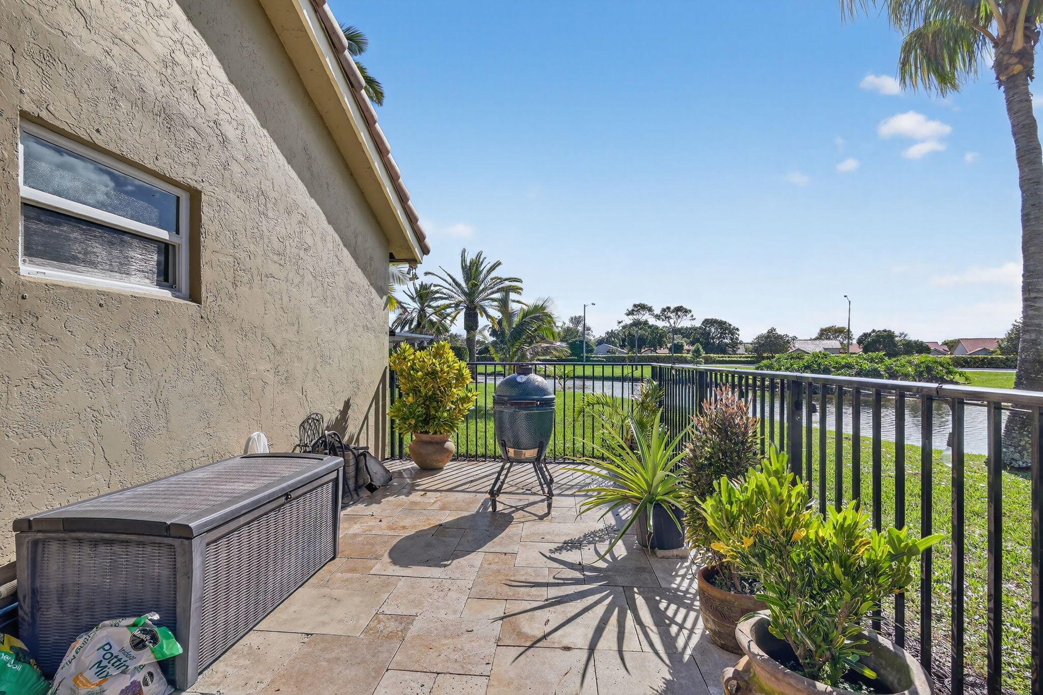 RAINBOW LAKES - Residential