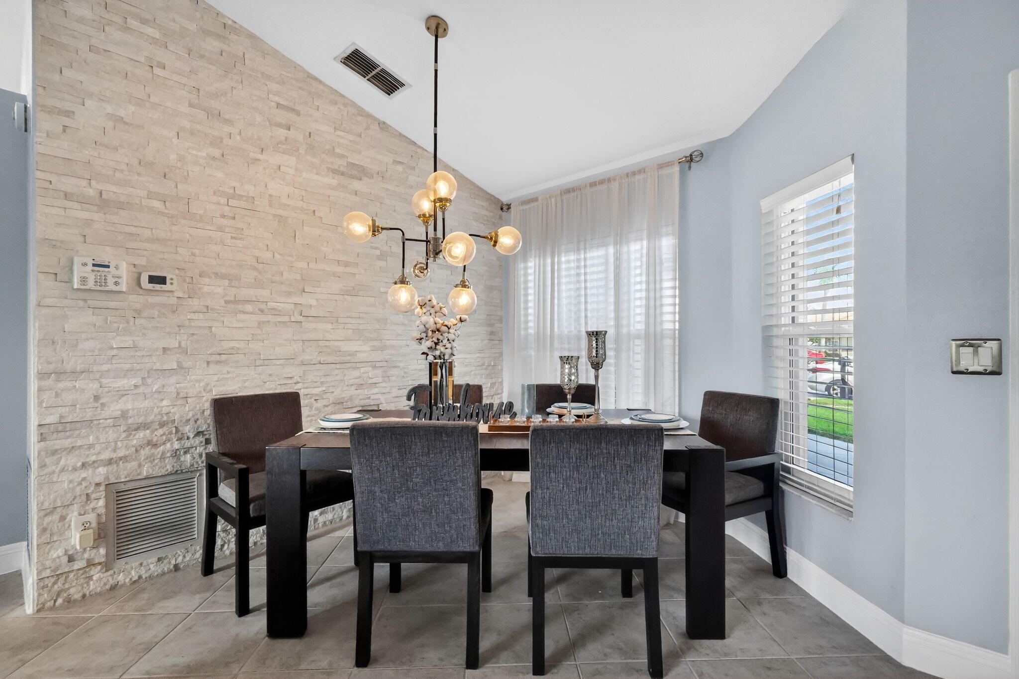 RAINBOW LAKES - Residential