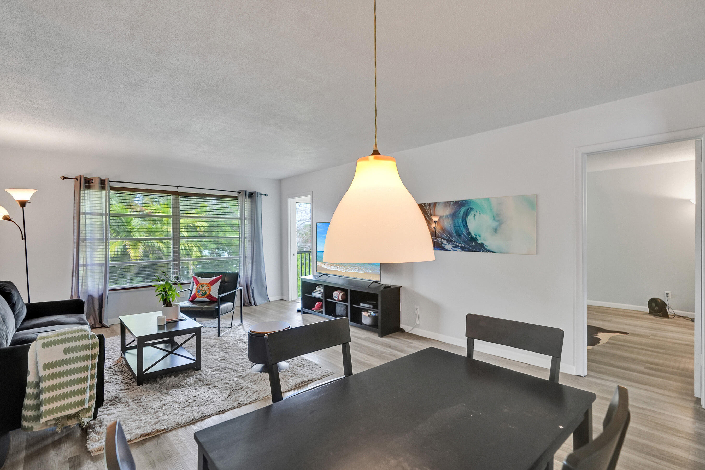 KINGS PARK GARDEN APTS CONDO - Residential