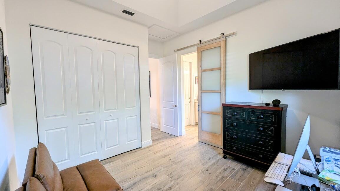 HIDEAWAY ISLES - Residential