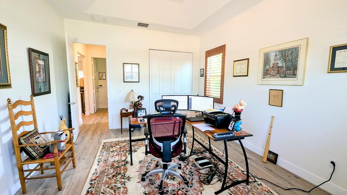 HIDEAWAY ISLES - Residential