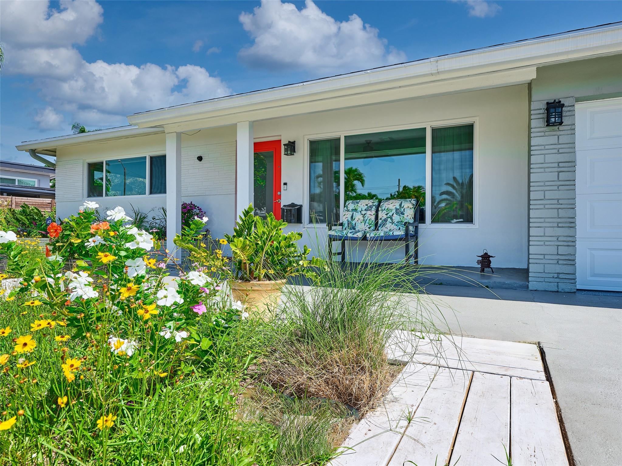 440 NW 37