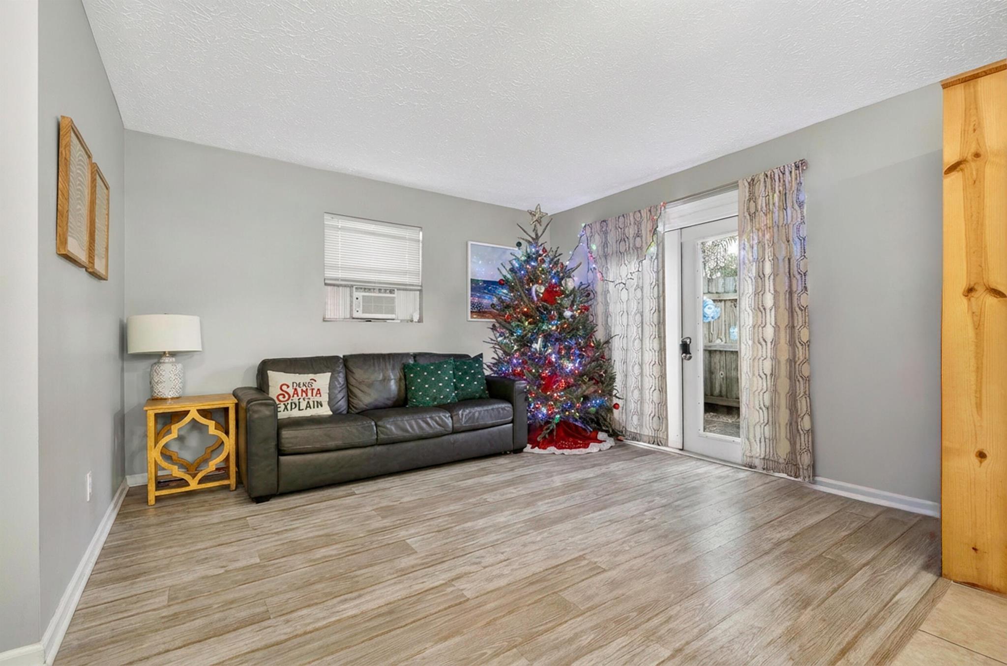 PORT ST LUCIE SECTION 24 - Residential