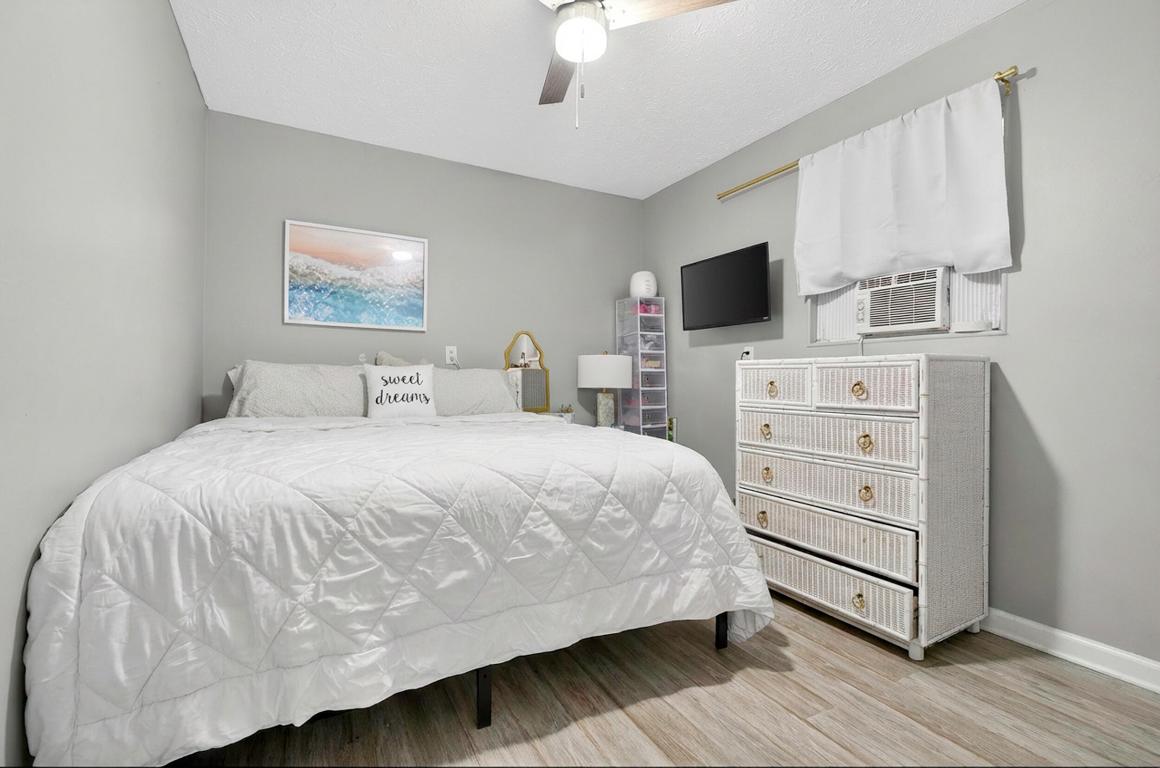 PORT ST LUCIE SECTION 24 - Residential