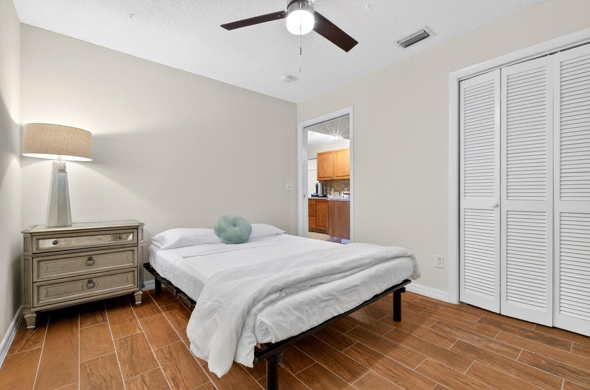 PORT ST LUCIE SECTION 24 - Residential