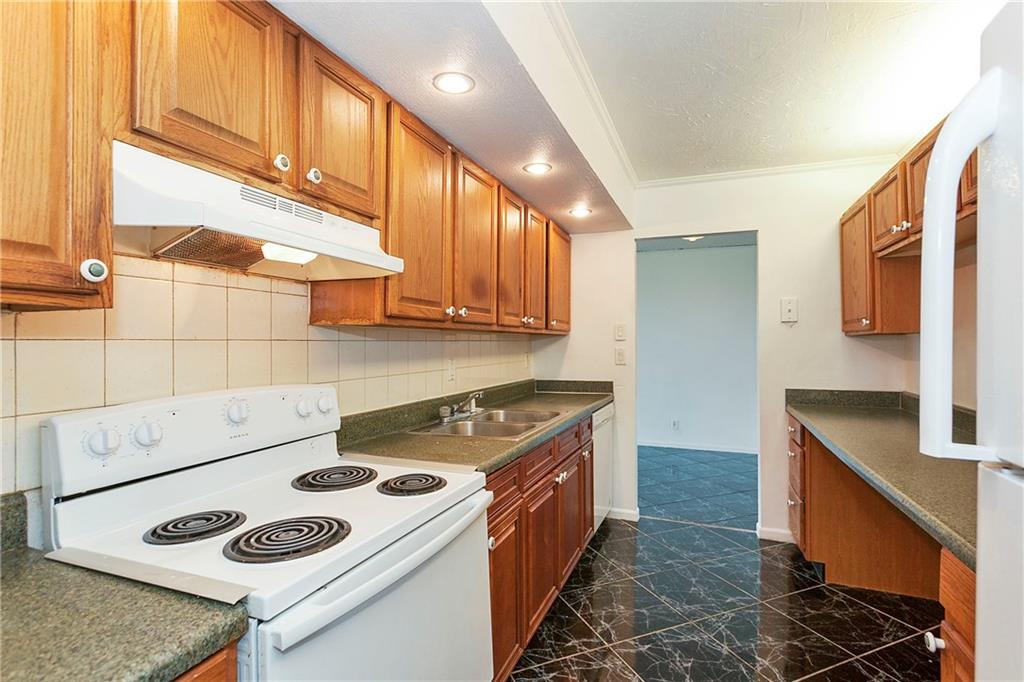 Environ I Condo 5 & 6 - Residential Lease