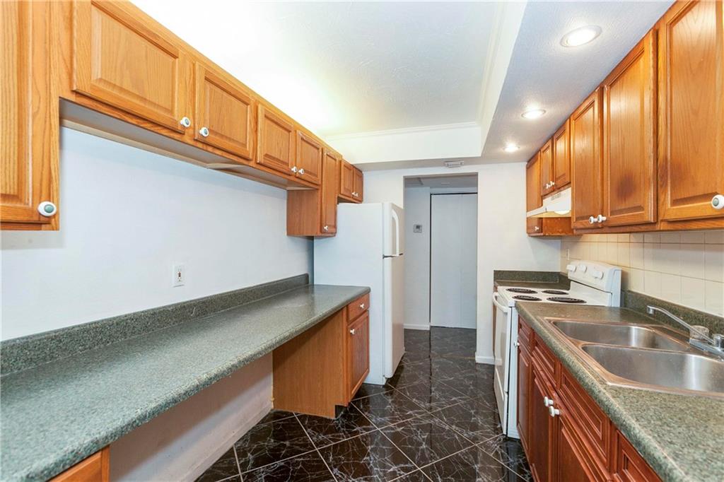 Environ I Condo 5 & 6 - Residential Lease