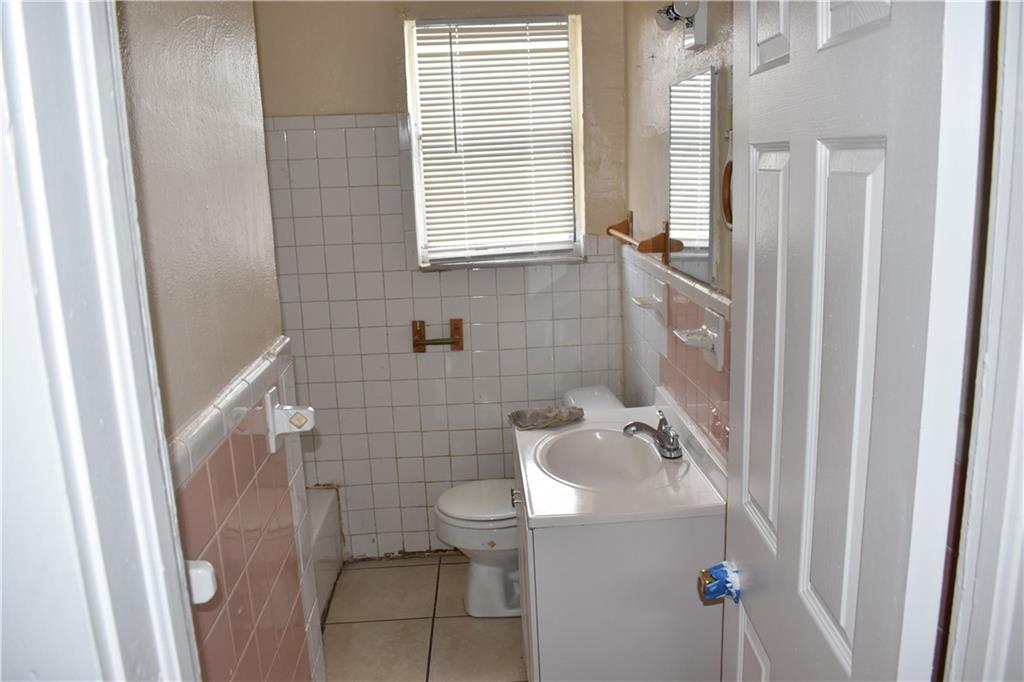 Holloway Add - Residential Lease