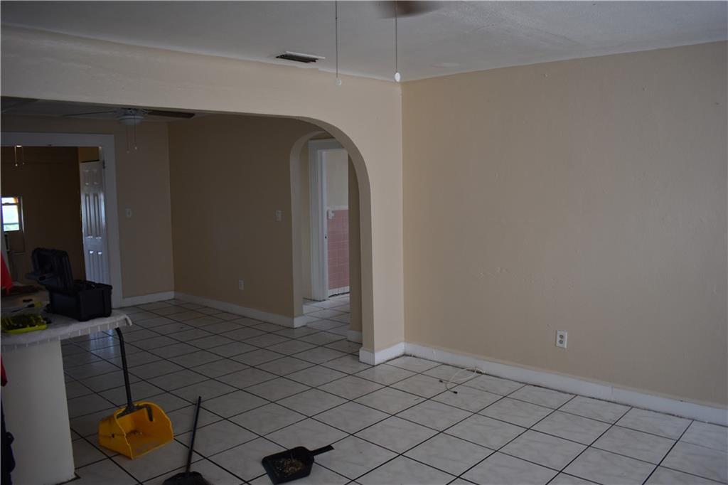 Holloway Add - Residential Lease