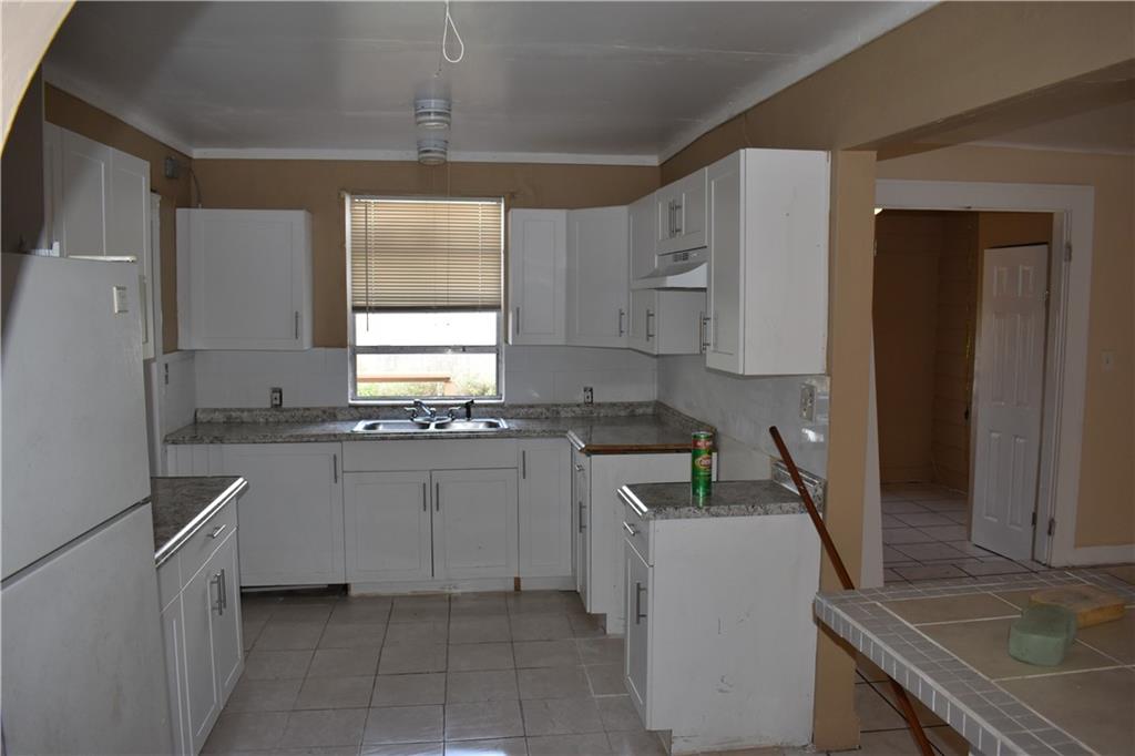 Holloway Add - Residential Lease