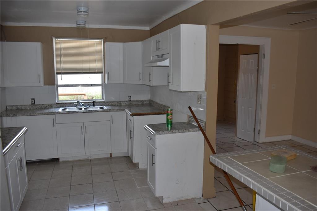 Holloway Add - Residential Lease