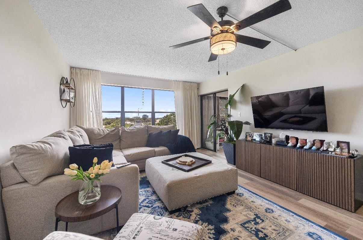 View photos, virtual tours, details... 2314 S Cypress Bend Dr 713