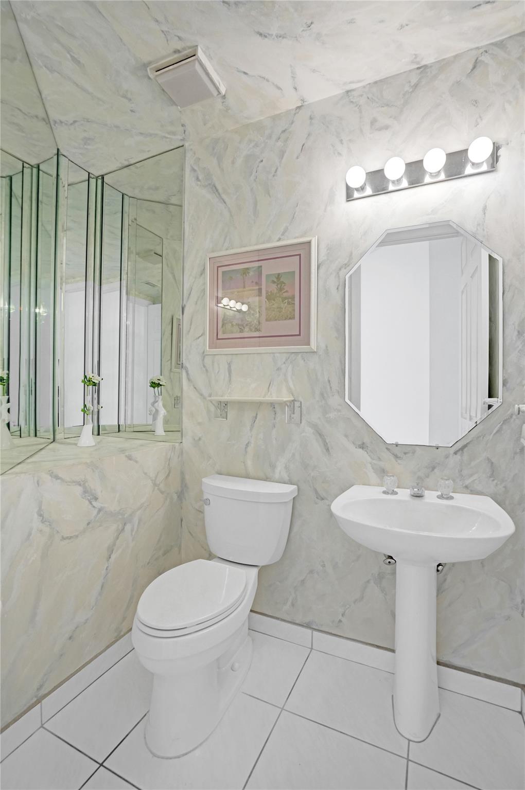 COSTA BRAVA - Residential Lease