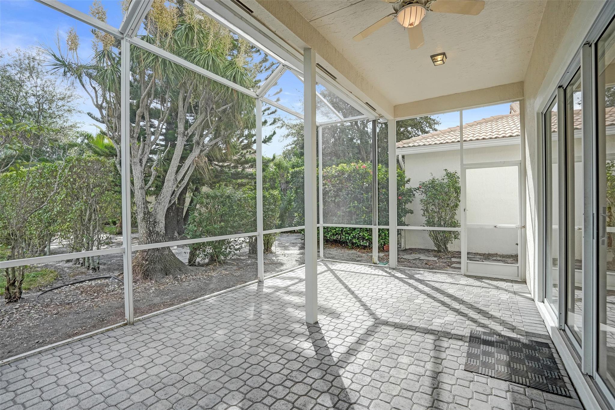 COSTA BRAVA - Residential Lease