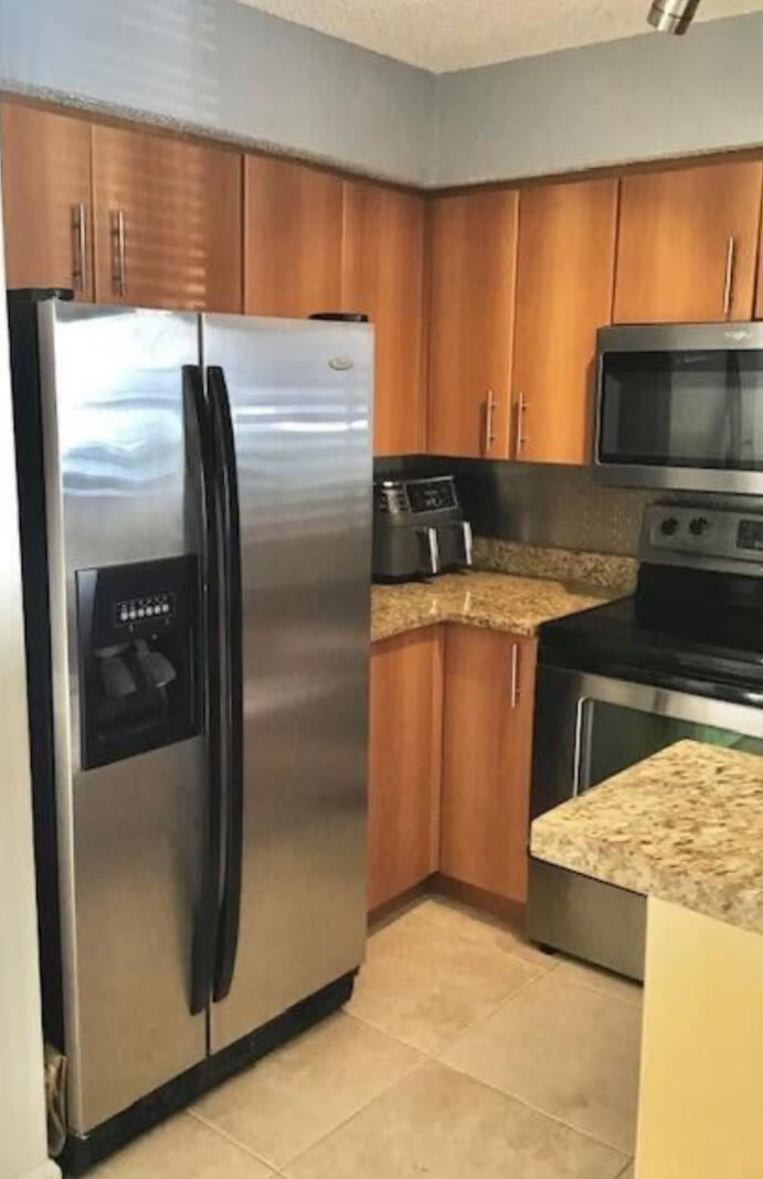 BAHIA AT DELRAY CONDO - Residential