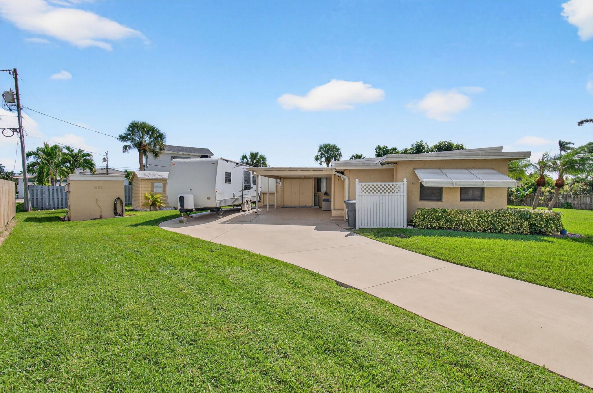 TRADE WINDS ESTS FIRST AD - Residential