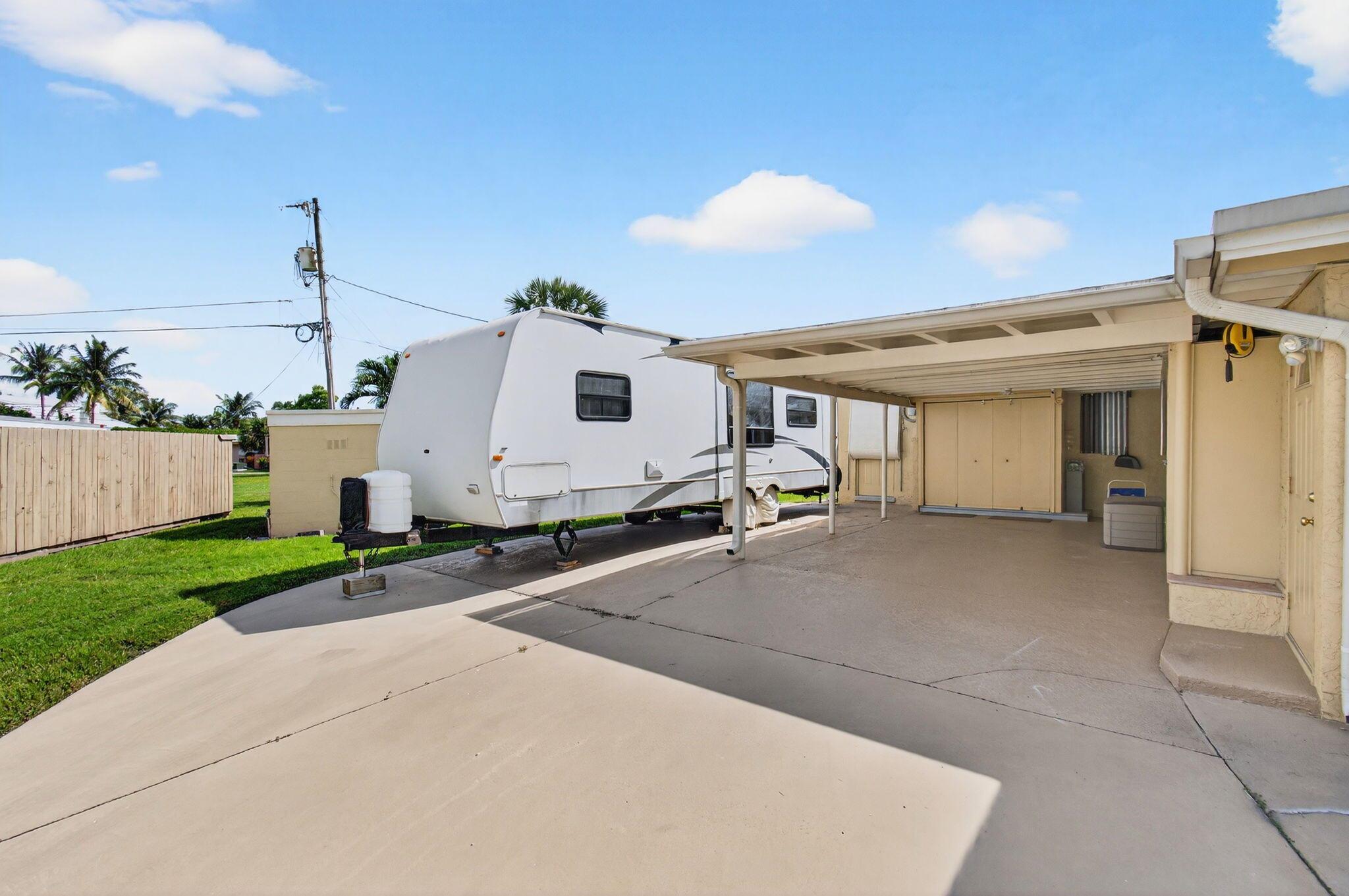 TRADE WINDS ESTS FIRST AD - Residential