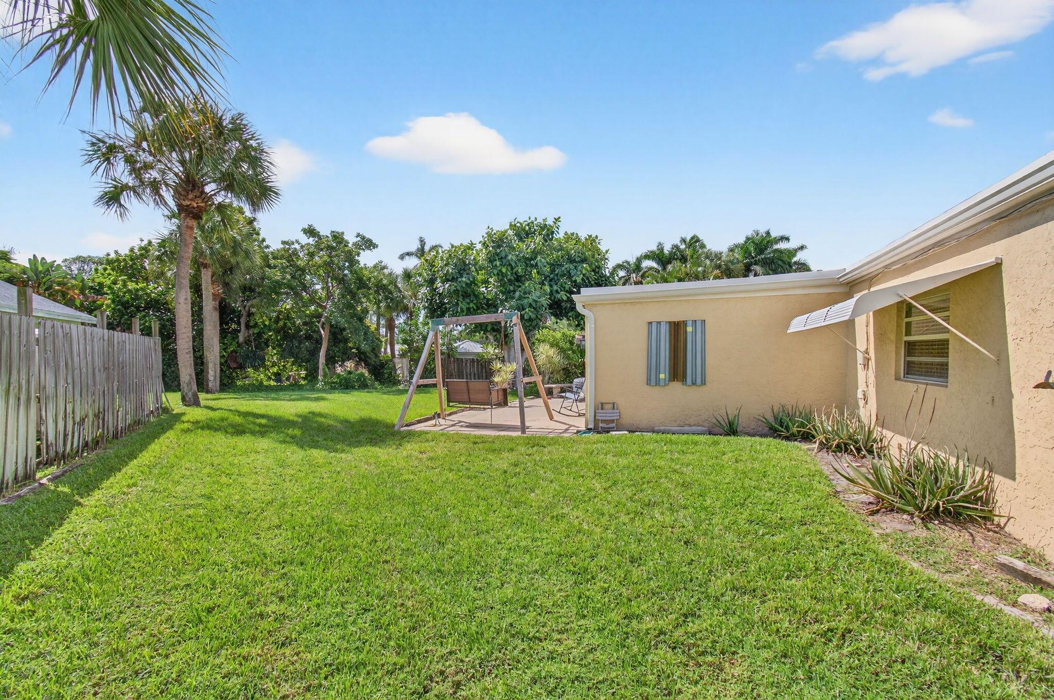 TRADE WINDS ESTS FIRST AD - Residential