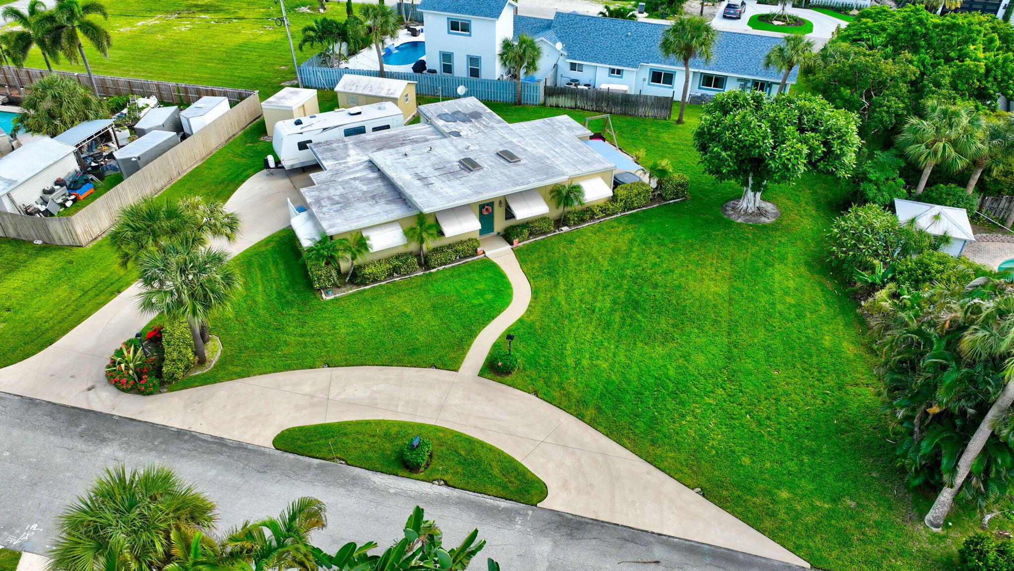 TRADE WINDS ESTS FIRST AD - Residential
