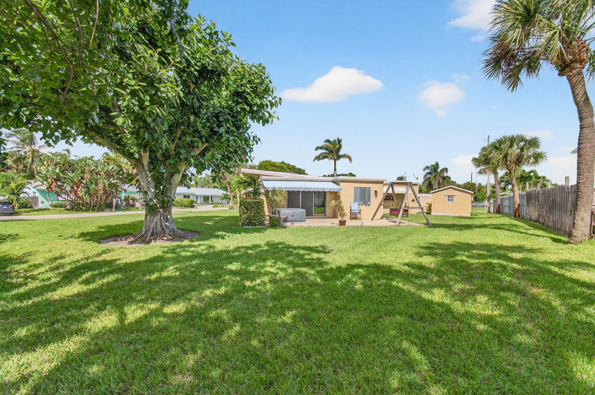 TRADE WINDS ESTS FIRST AD - Residential