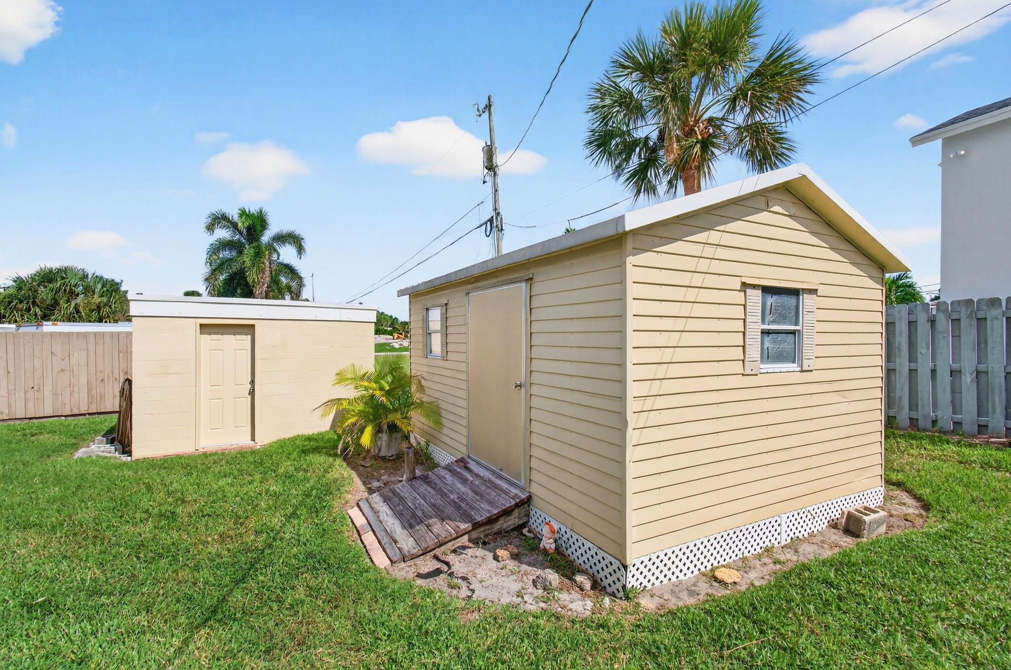 TRADE WINDS ESTS FIRST AD - Residential