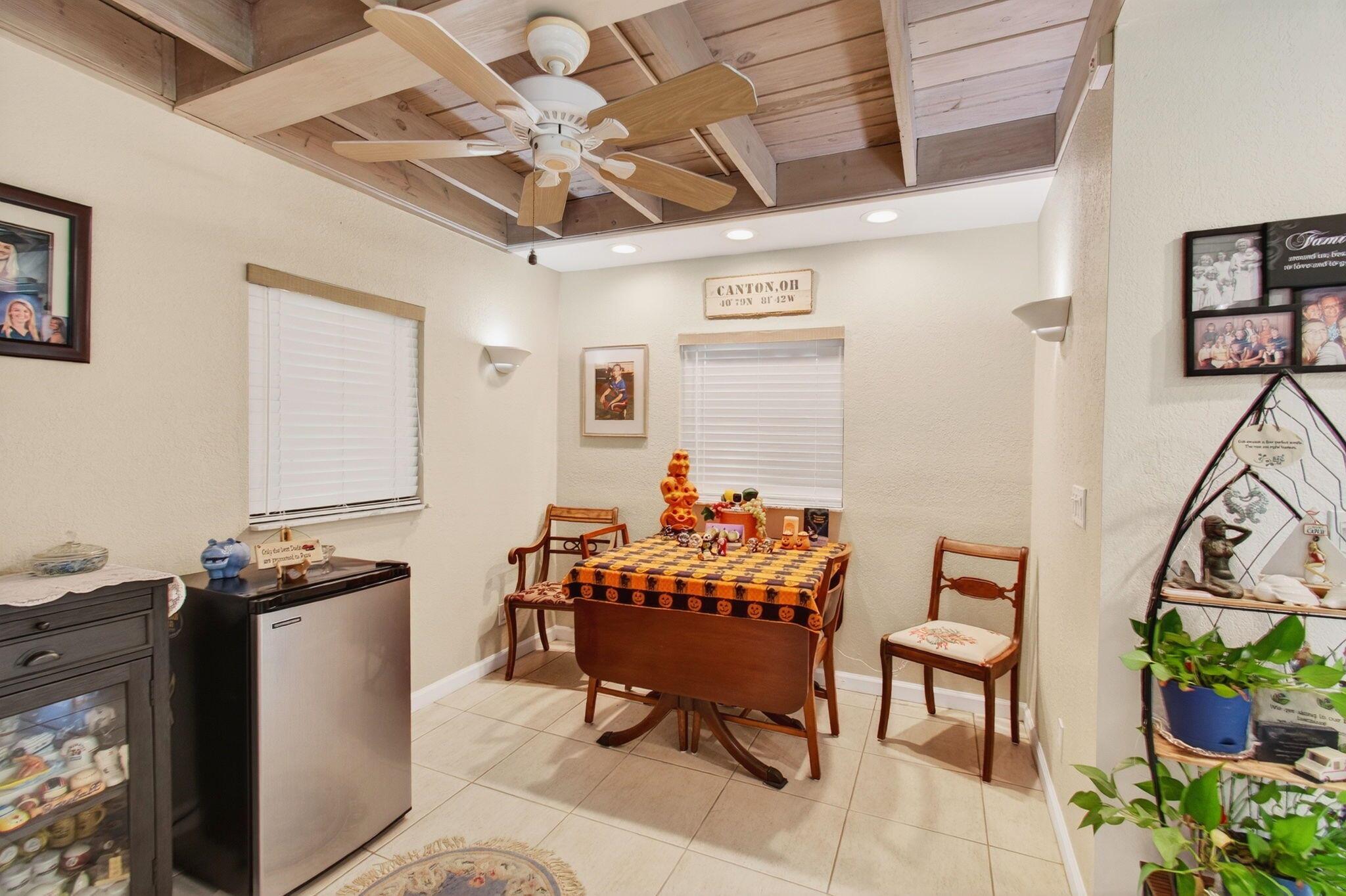 TRADE WINDS ESTS FIRST AD - Residential