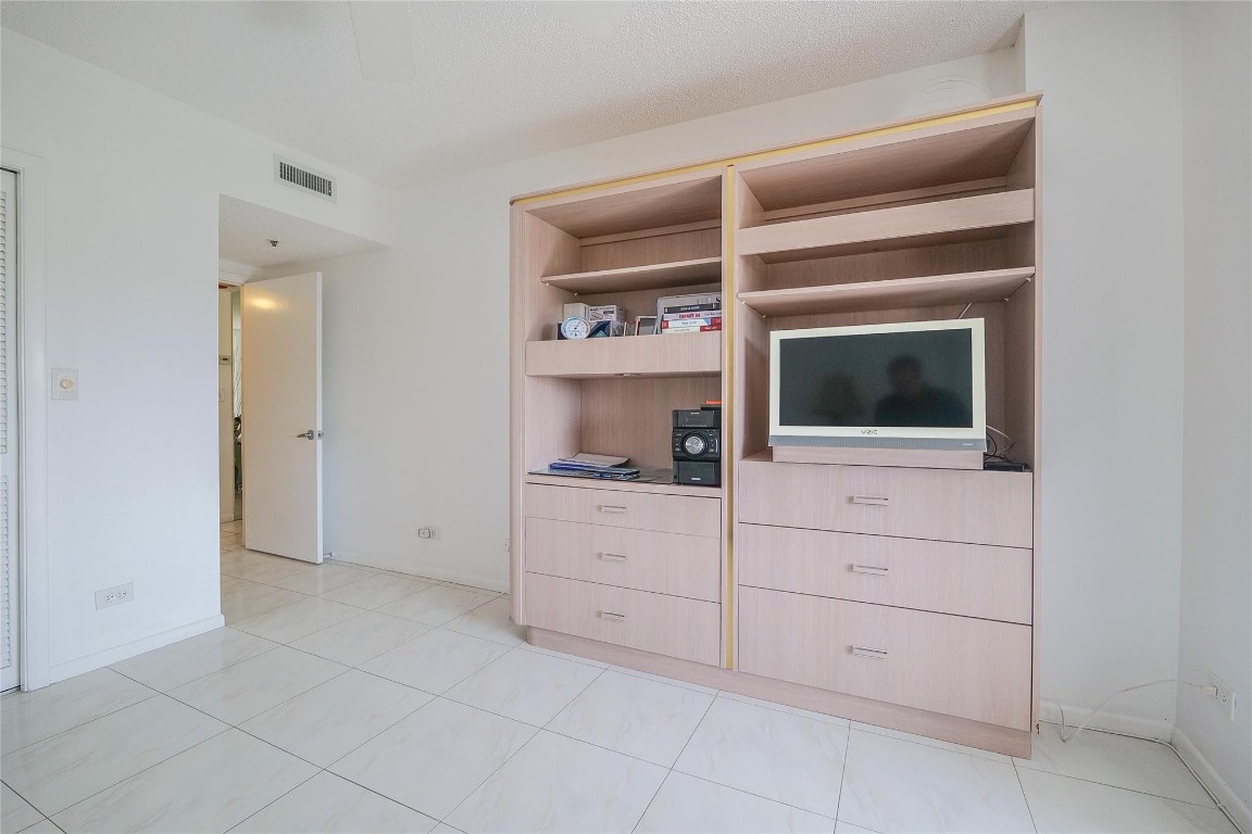 ENVIRON TOWERS - Residential