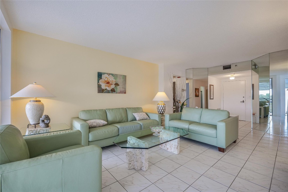 ENVIRON TOWERS - Residential