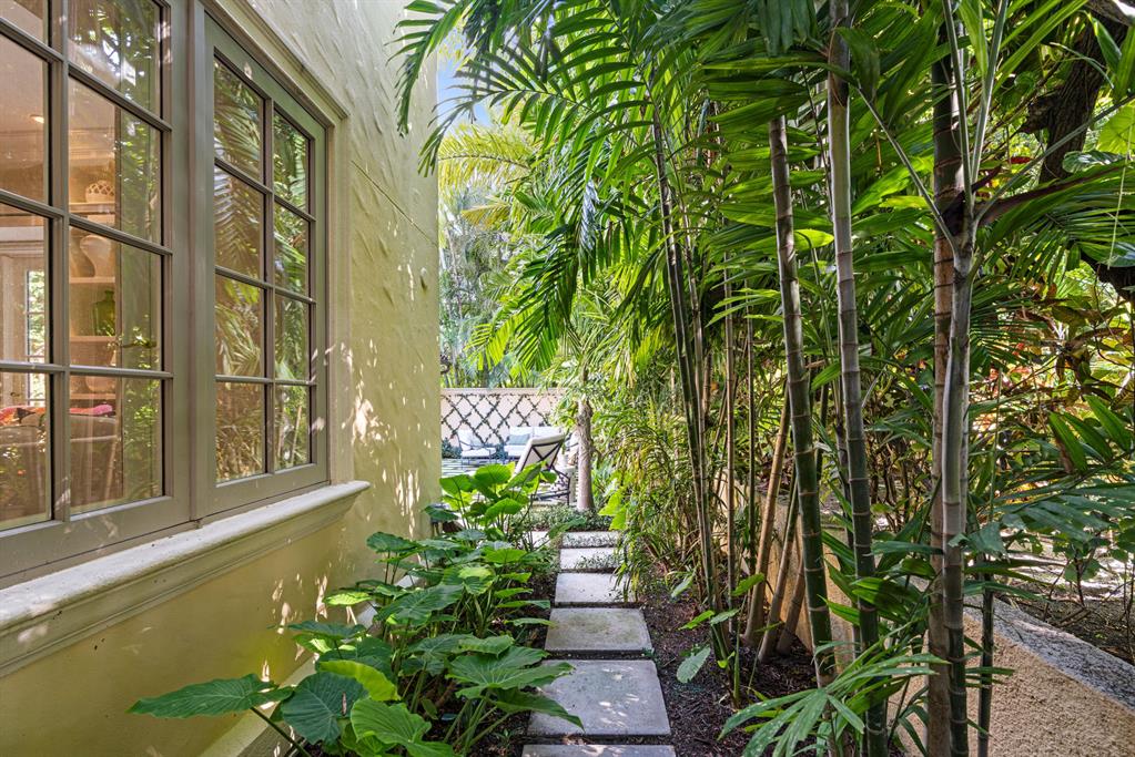 POINCIANA PARK - Residential