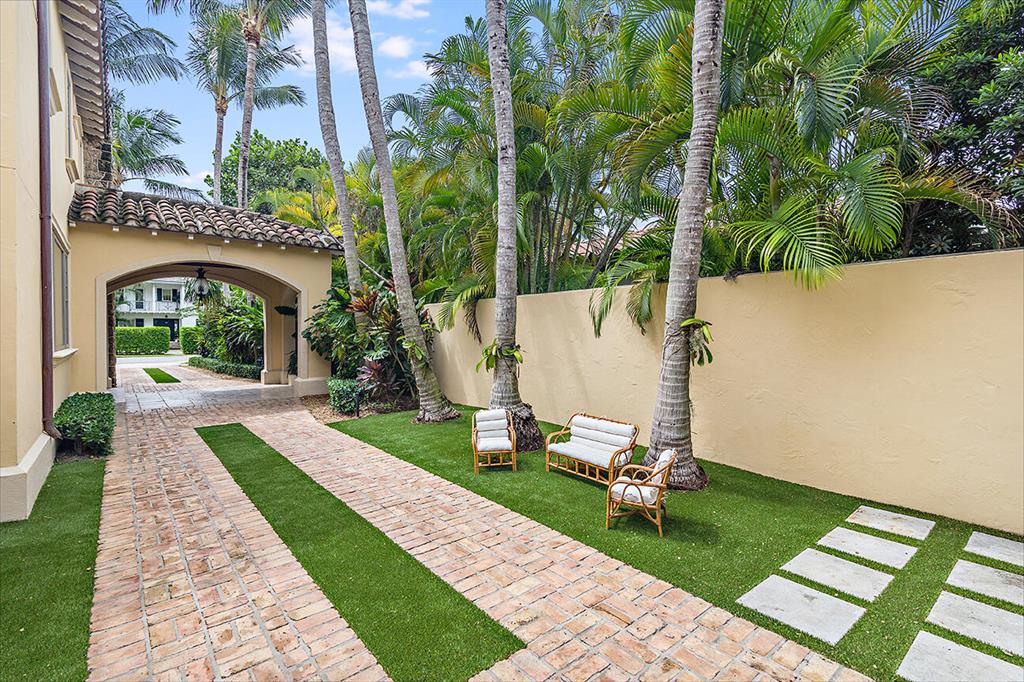 POINCIANA PARK - Residential