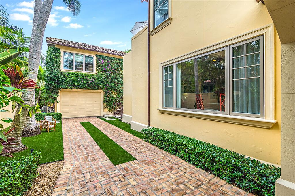 POINCIANA PARK - Residential