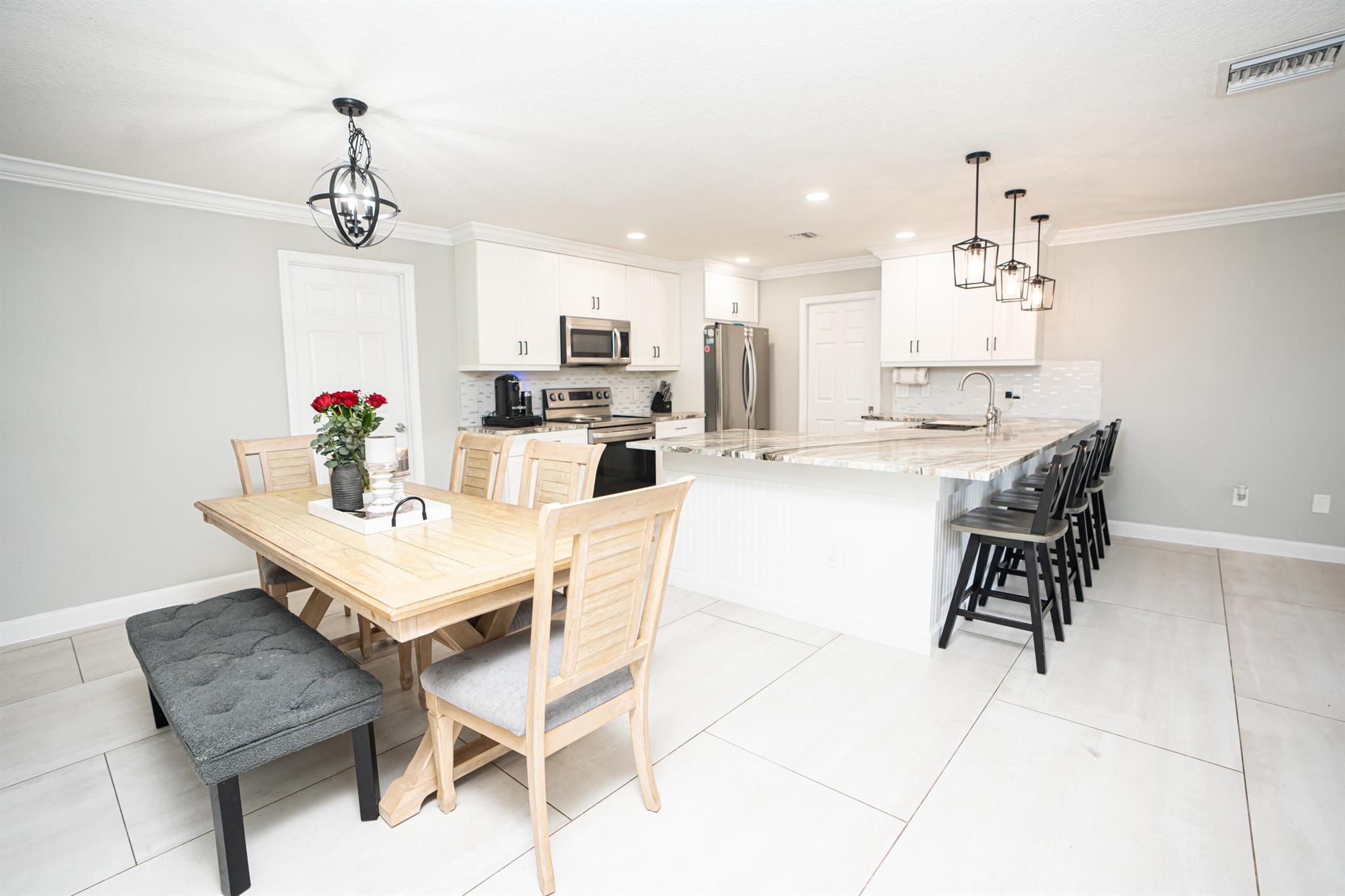 Properties 16701 E Mead Hill Drive