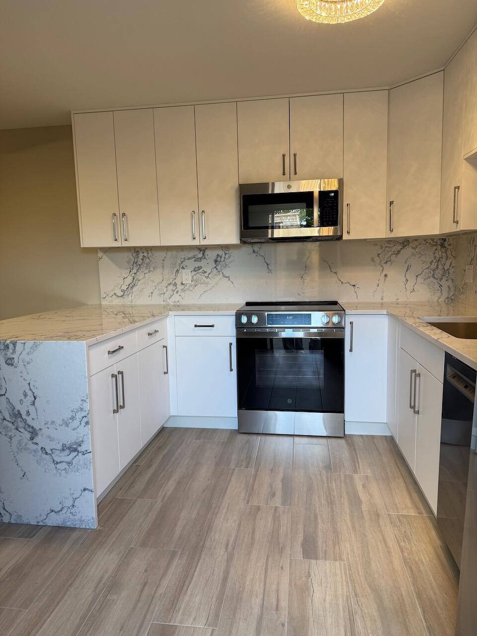 LAKEWOOD OF - Residential