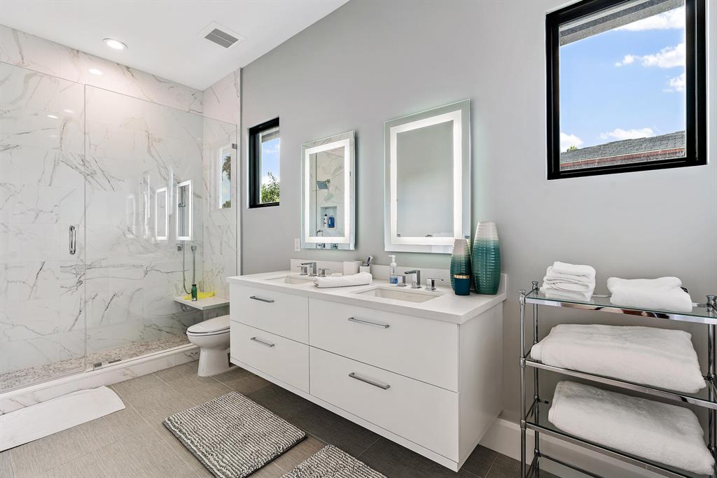 Admirals Cove - Residential