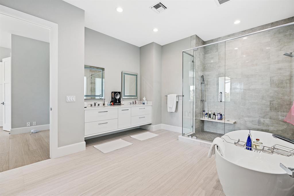 Admirals Cove - Residential